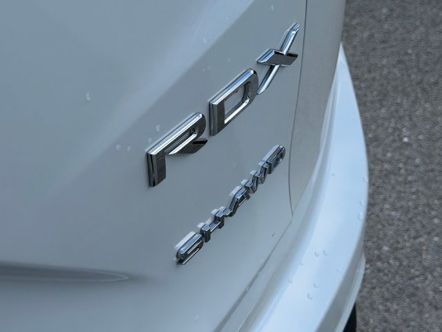 Used 2025 Acura RDX SH-AWD image 17