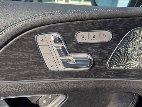 Certified 2025 Mercedes-Benz GLS 450 4MATIC image 25