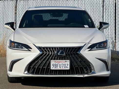 Used 2022 Lexus ES 350 w/ Premium Package FWD image 8