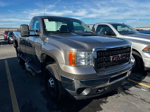 Used 2013 GMC Sierra 2500 W/T image 1