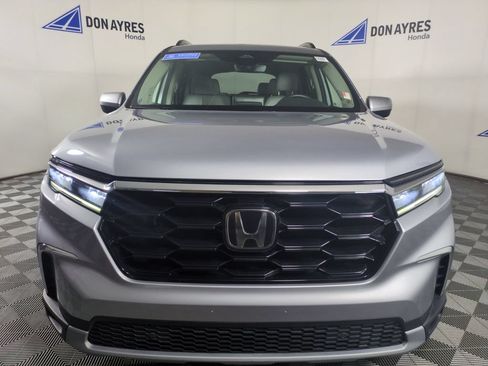 Certified 2023 Honda Pilot Touring image 12