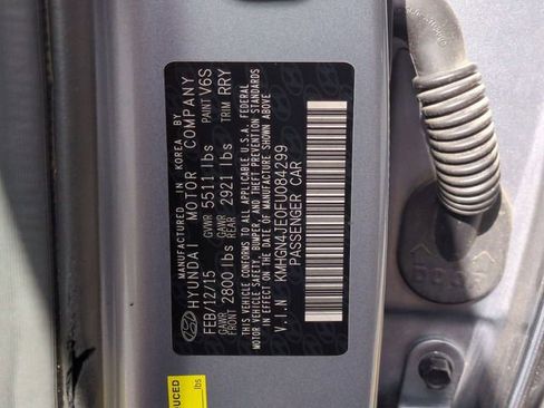 Used 2015 Hyundai Genesis 3.8 image 34