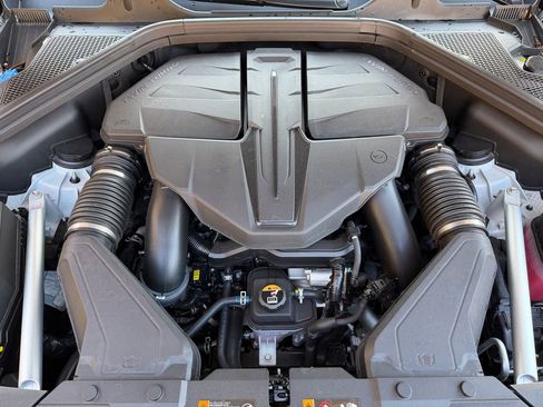 Used 2025 Genesis GV80 3.5T e-SC image 9