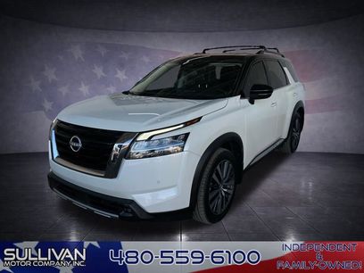 Used 2022 Nissan Pathfinder Platinum w/ Cargo Package