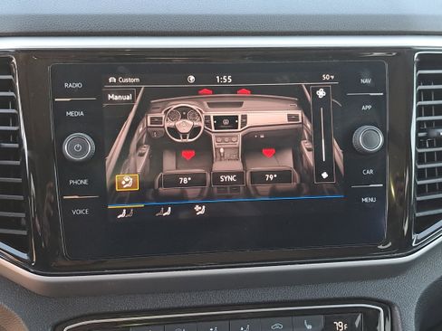 Used 2022 Volkswagen Atlas SEL R-Line image 22