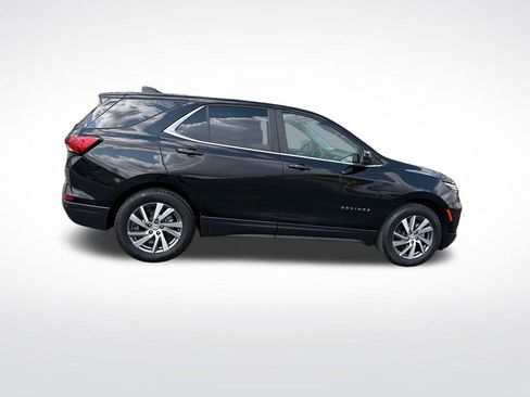 Used 2023 Chevrolet Equinox LT image 7