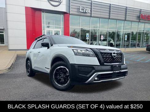 Certified 2024 Nissan Pathfinder Rock Creek AWD/4WD image 3
