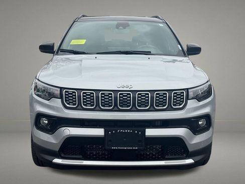 Used 2025 Jeep Compass Limited AWD/4WD image 9