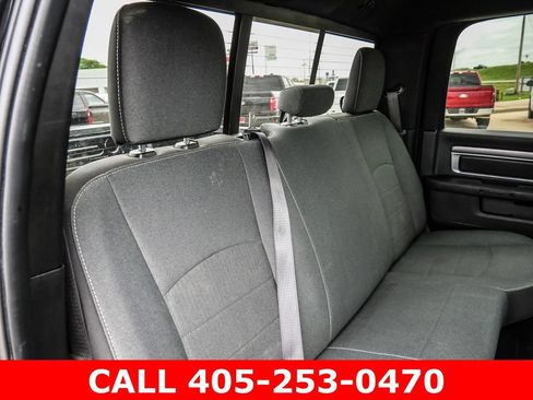 Used 2022 RAM 1500 Warlock AWD/4WD image 35