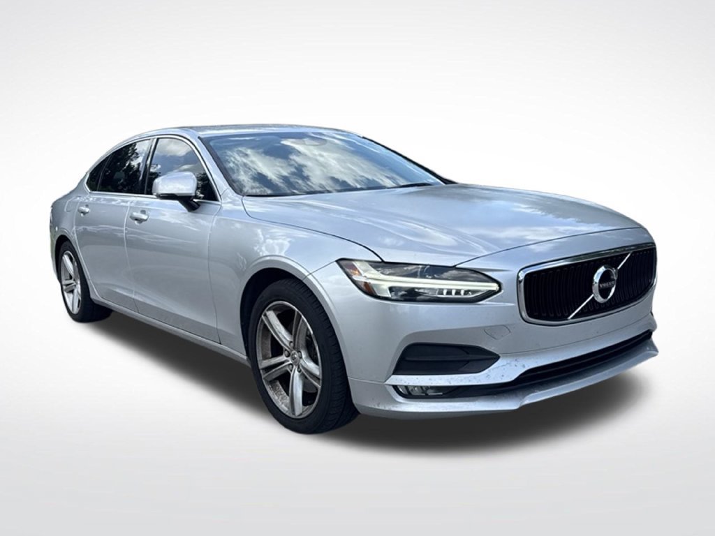 Used 2018 Volvo S90 T5 Momentum FWD image 2
