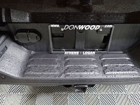 Used 2025 Toyota Tundra Limited AWD/4WD image 17