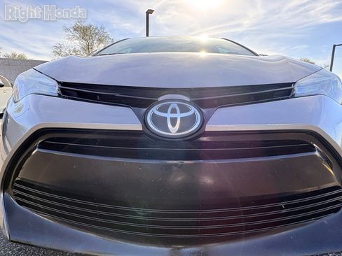 Used 2019 Toyota Corolla L image 31
