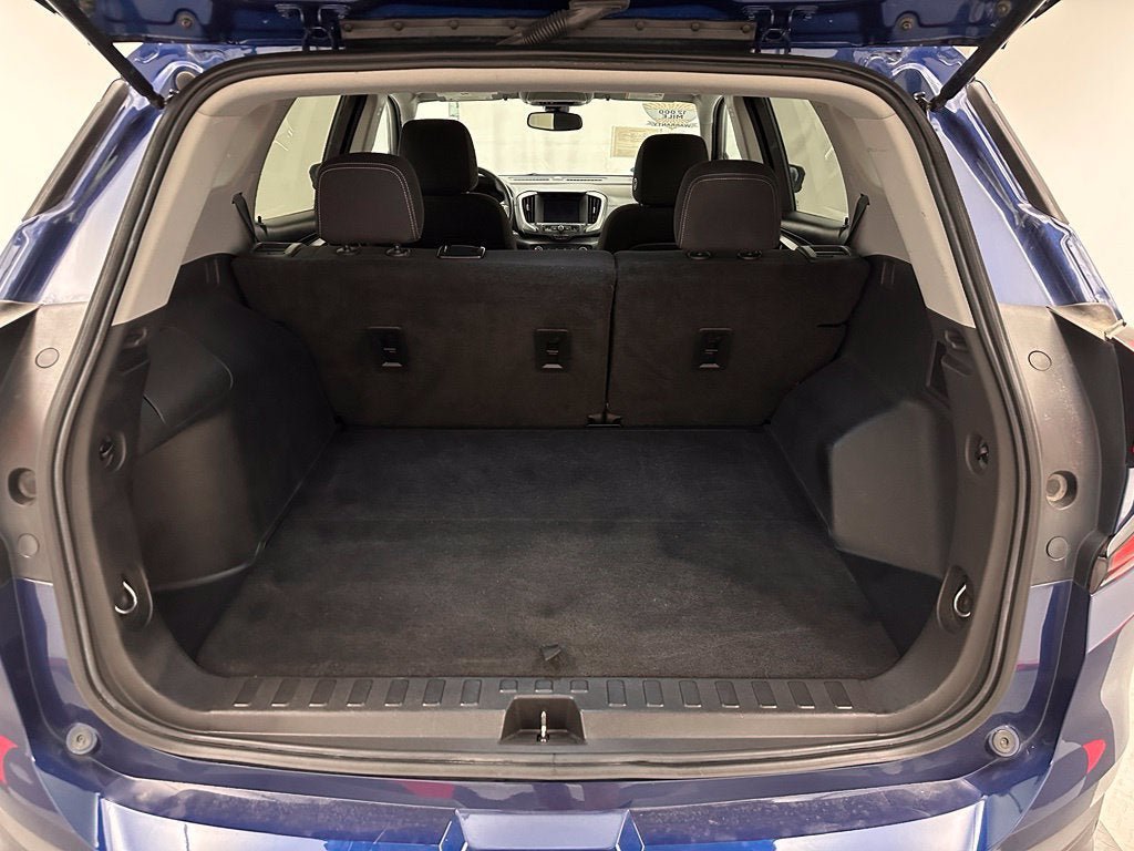 Used 2022 GMC Terrain SLE FWD image 20