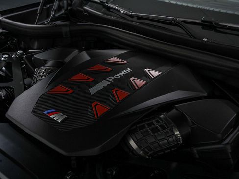 Used 2025 BMW X6 M Competition w/ Executive Package image 29