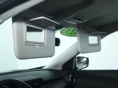 Used 2023 Nissan Kicks SV FWD image 21