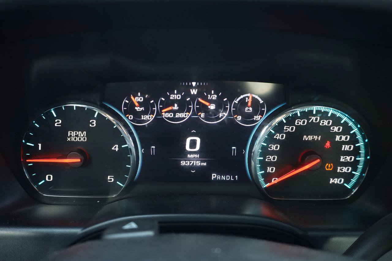 Used 2017 GMC Sierra 2500 Denali w/ Duramax Plus Package AWD/4WD image 10