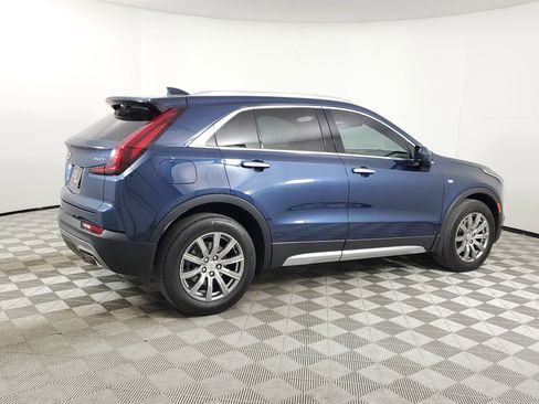 Used 2020 Cadillac XT4 Premium Luxury image 11