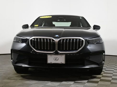 Used 2024 BMW 530i xDrive AWD/4WD image 10