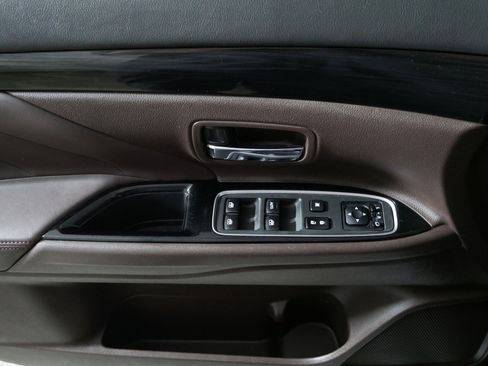 Used 2018 Mitsubishi Outlander GT image 19