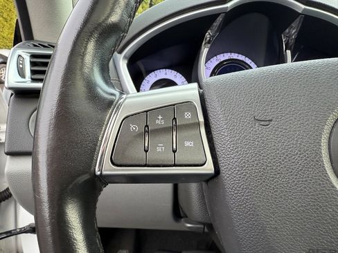 Used 2010 Cadillac SRX Performance image 30