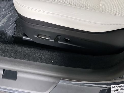 Used 2025 Tesla Model 3 Long Range image 16