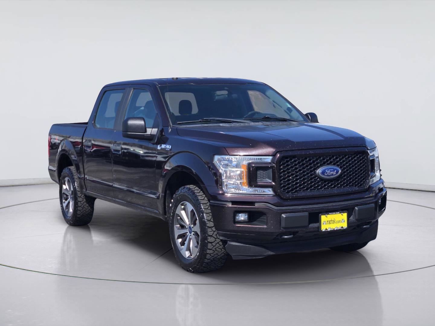 Used 2019 Ford F150 XL w/ Equipment Group 101A Mid AWD/4WD image 3