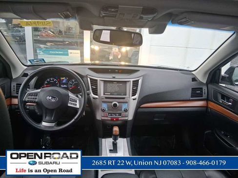 Used 2014 Subaru Outback 2.5i Limited image 12