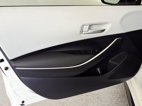 Used 2023 Toyota Corolla SE FWD image 14