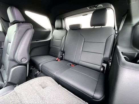 New 2026 Chevrolet Traverse LT image 27