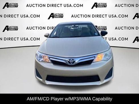 Used 2012 Toyota Camry LE image 2
