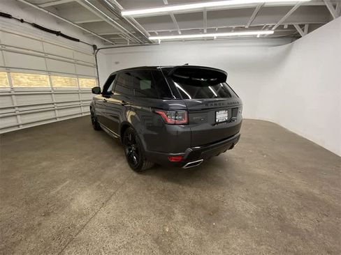 Used 2022 Land Rover Range Rover Sport HST image 4