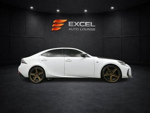 Used 2018 Lexus IS 300 F Sport image 38
