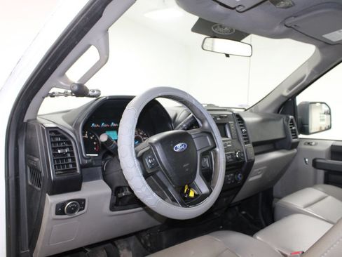 Used 2017 Ford F150 XL w/ XL Power Equipment Group RWD image 19