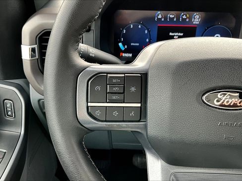 Used 2025 Ford F150 XLT w/ Equipment Group 301A Standard image 21