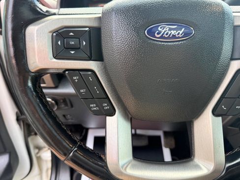 Used 2022 Ford F250 Platinum image 23