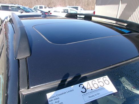 Used 2017 Subaru Crosstrek 2.0i Limited image 10