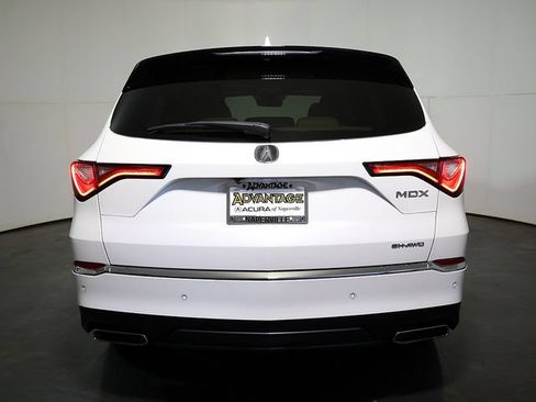 Used 2023 Acura MDX SH-AWD w/ Technology Package image 10