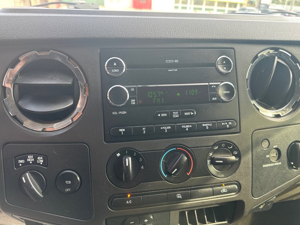 Used 2010 Ford F250 4x4 SuperCab Super Duty image 22