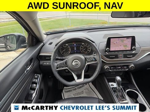 Used 2022 Nissan Altima 2.5 SL AWD/4WD image 41