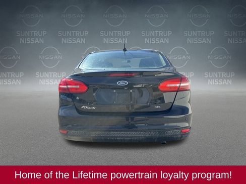 Used 2018 Ford Focus SEL image 4