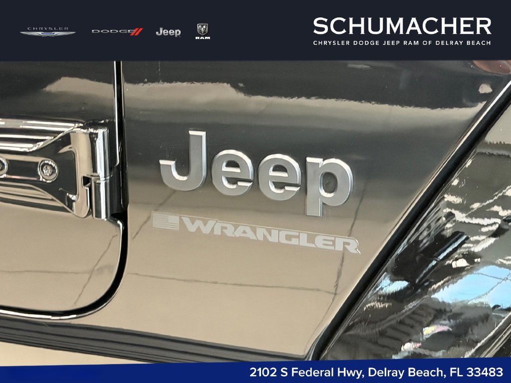 New 2026 Jeep Wrangler Unlimited Sahara AWD/4WD image 8