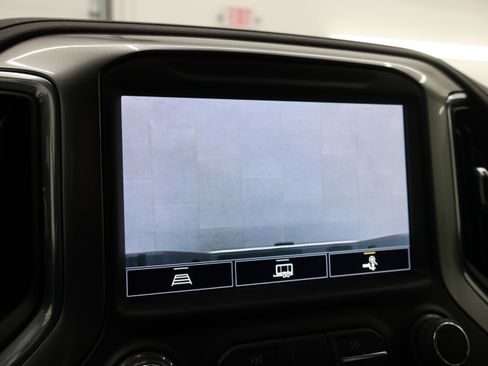 Used 2021 Chevrolet Silverado 2500 LTZ w/ LTZ Convenience Package AWD/4WD image 18