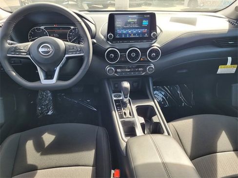 New 2025 Nissan Sentra SV w/ All-Weather Package image 7
