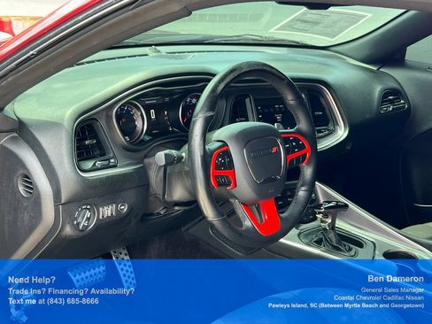 Used 2019 Dodge Challenger R/T RWD image 5