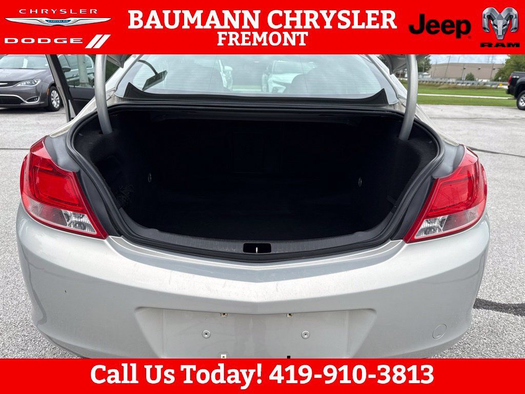 Used 2011 Buick Regal CXL w/ RL2 Preferred Equipment Group FWD image 17