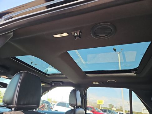 Used 2018 Ford Explorer Limited AWD/4WD image 14