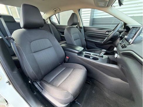 Used 2020 Nissan Altima 2.5 S FWD image 4