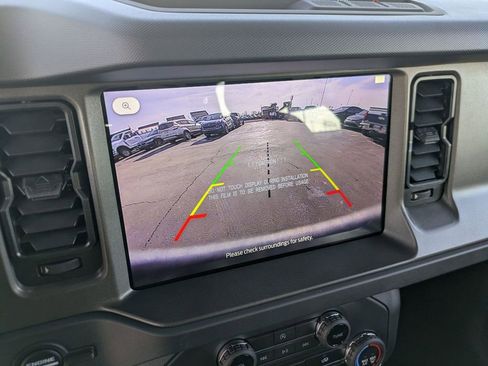 New 2025 Ford Bronco 4-Door image 30