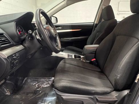 Used 2013 Subaru Outback 2.5i image 9