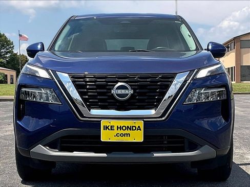 Used 2023 Nissan Rogue SV AWD/4WD image 8